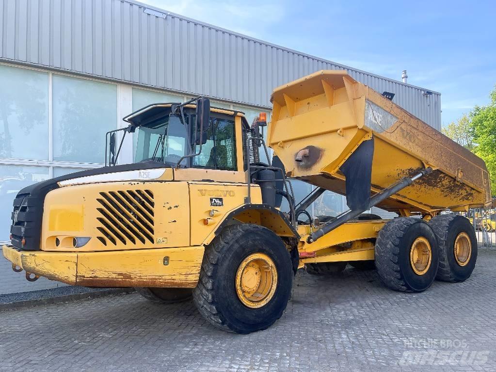 Volvo A25E Шарнирно-сочленённые самосвалы