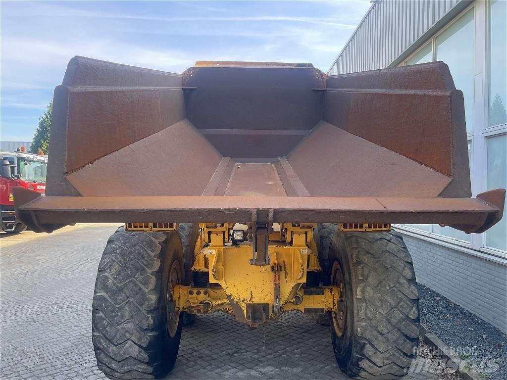 Volvo A25E Шарнирно-сочленённые самосвалы