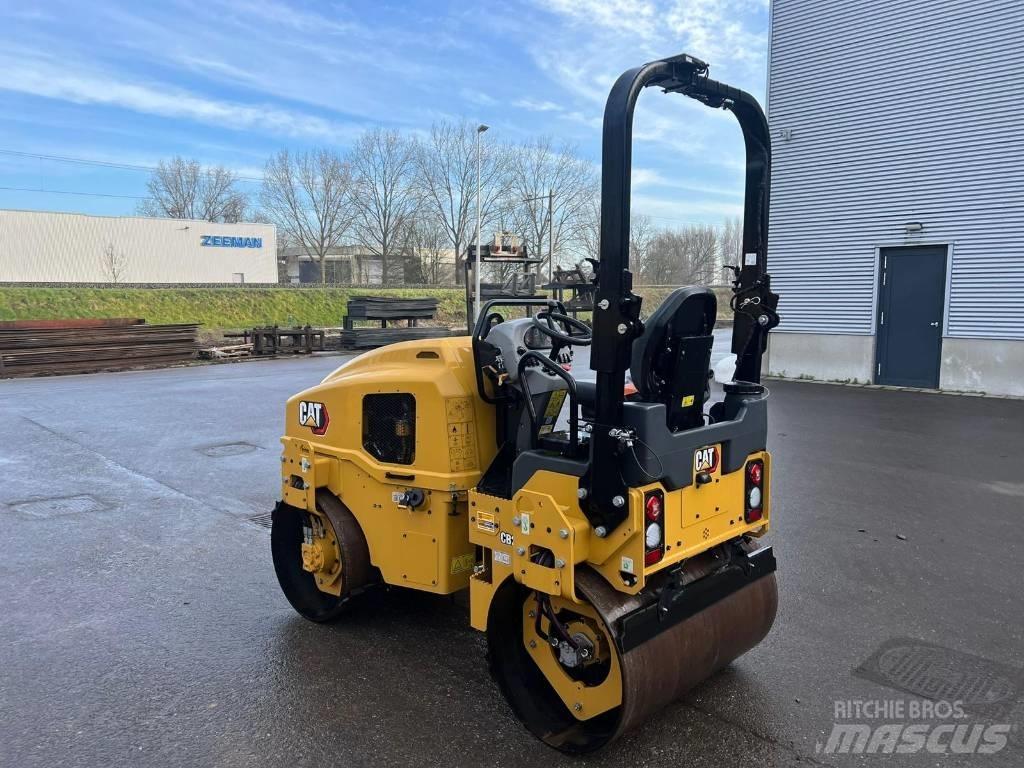 CAT CB 2.7GC Катки тротуарные