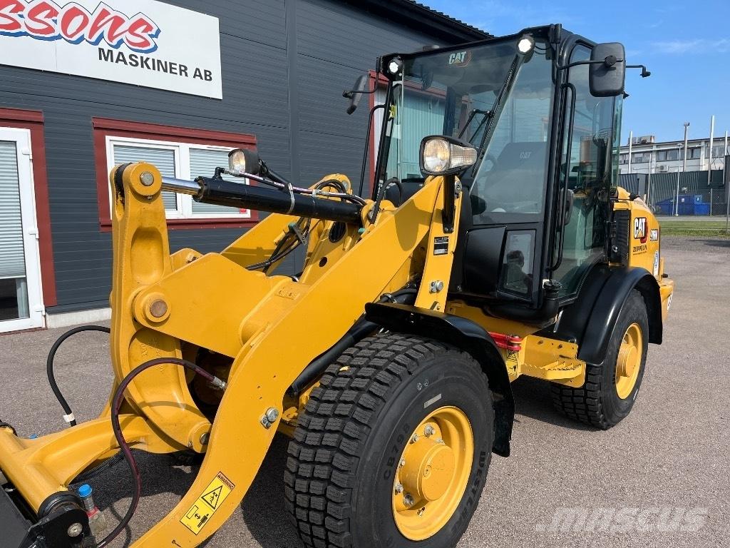 CAT 906M-20  35km/h Фронтальные погрузчики