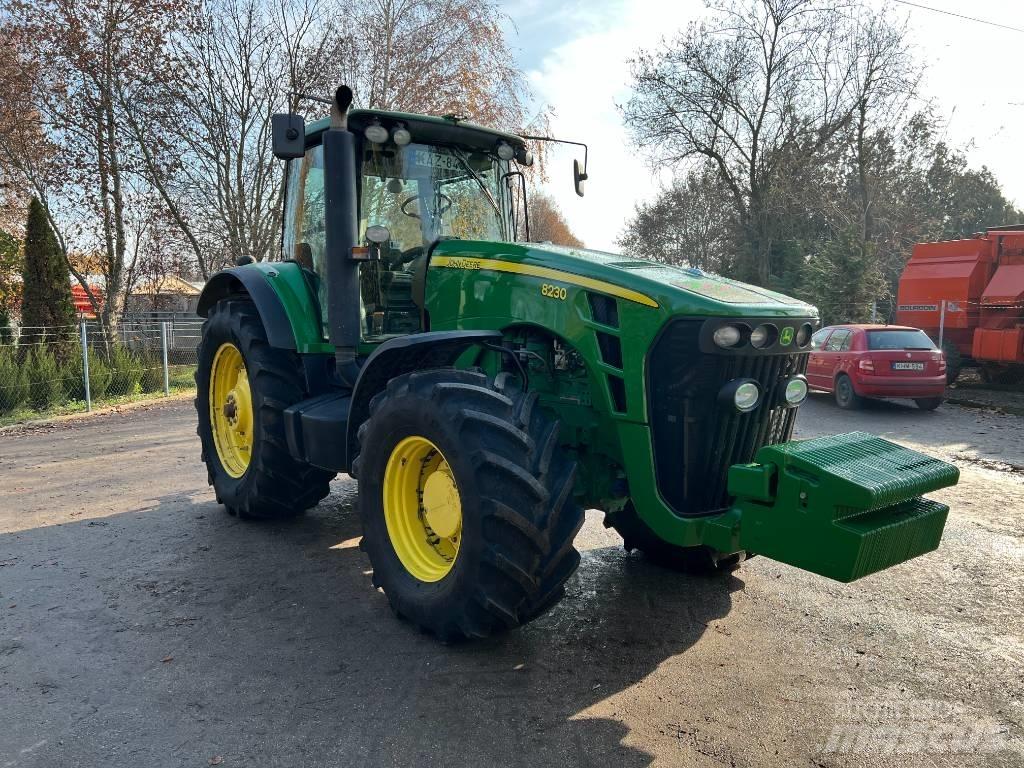 John Deere 8230 Трактора