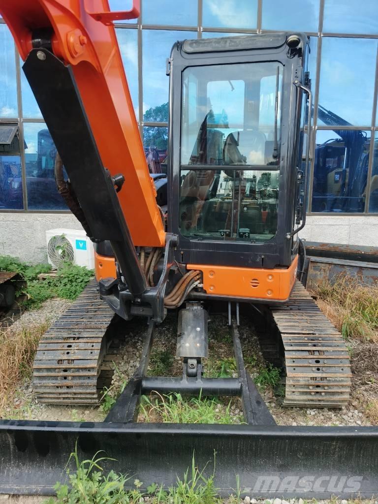 Hitachi ZX 50 U Мини-экскаваторы