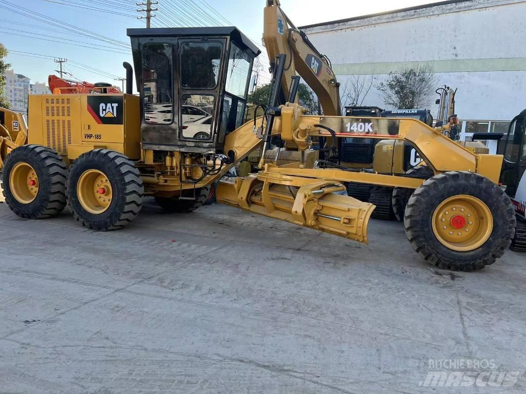 CAT 140K Грейдеры