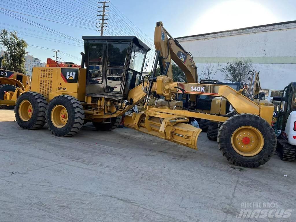 CAT 140K Грейдеры