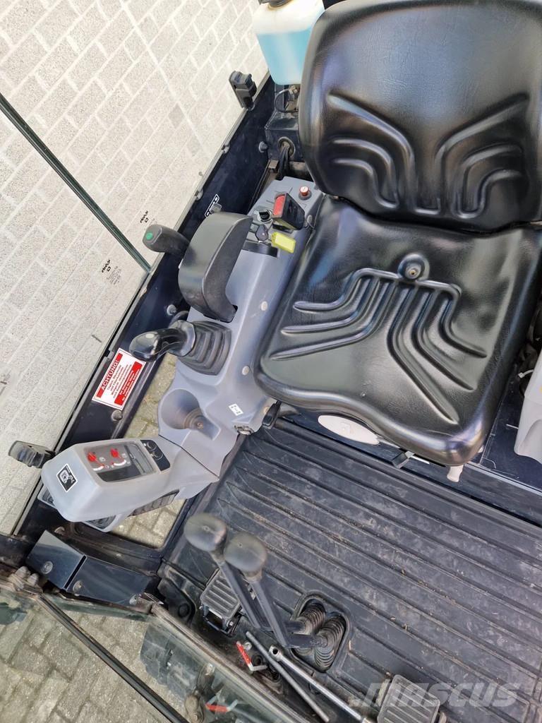 Kubota KX016-4 Мини-экскаваторы