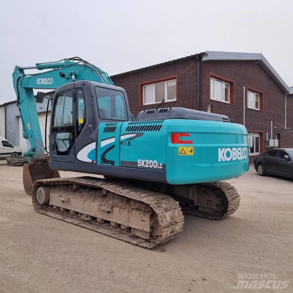 Kobelco SK 200-8 Гусеничные экскаваторы