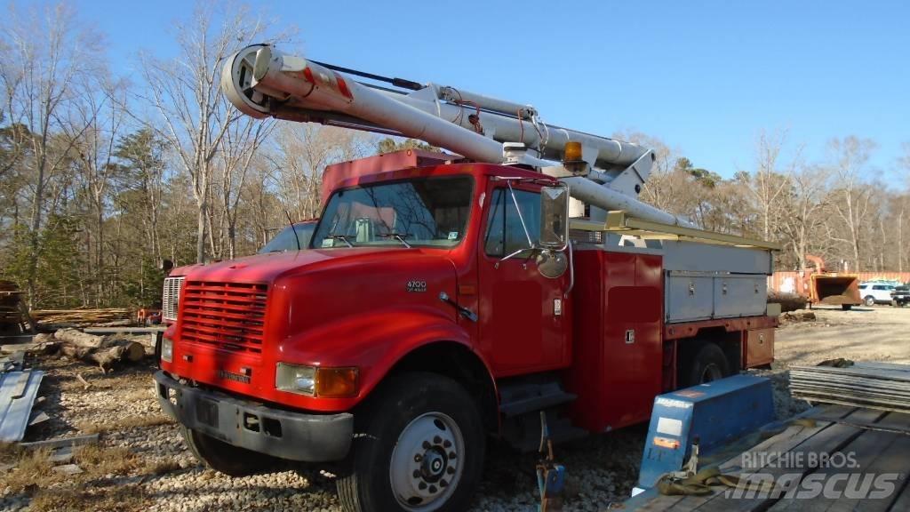 International 4700 Автовышки