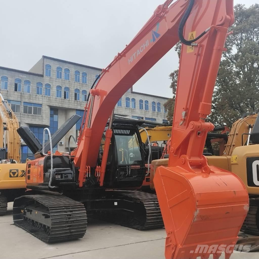 Hitachi ZX 200 Гусеничные экскаваторы