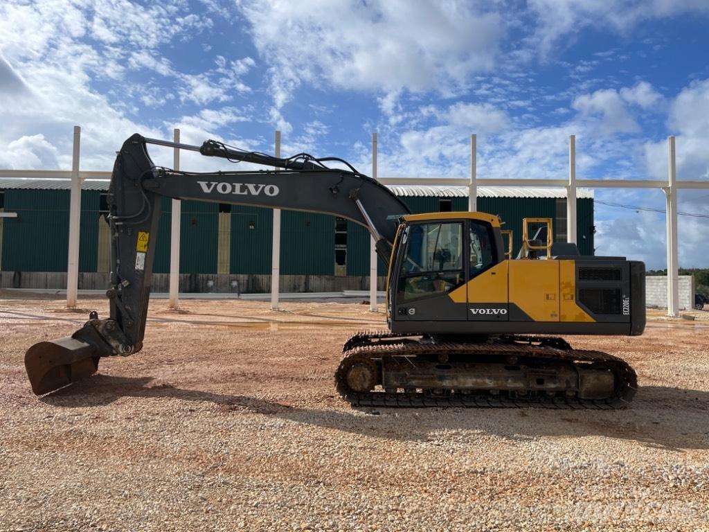 Volvo EC 220 E Гусеничные экскаваторы