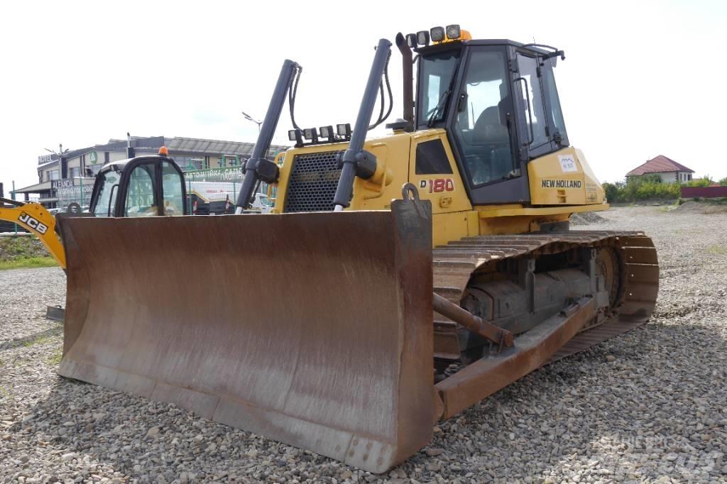 New Holland D 180 Гусеничные бульдозеры