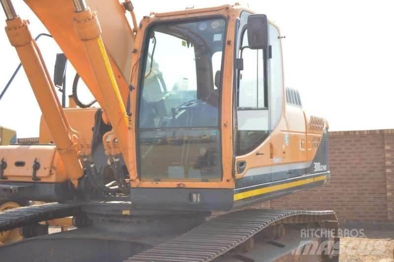 Hyundai 300LC Мини-экскаваторы