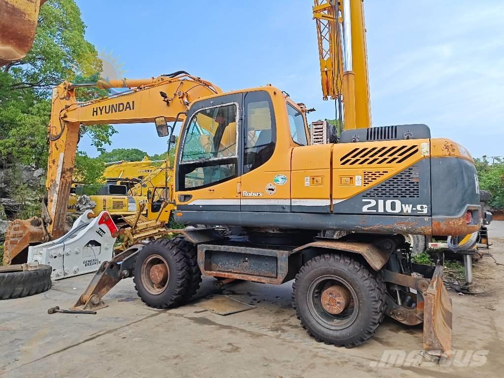 Hyundai Robex 210W-9 Колёсные экскаваторы