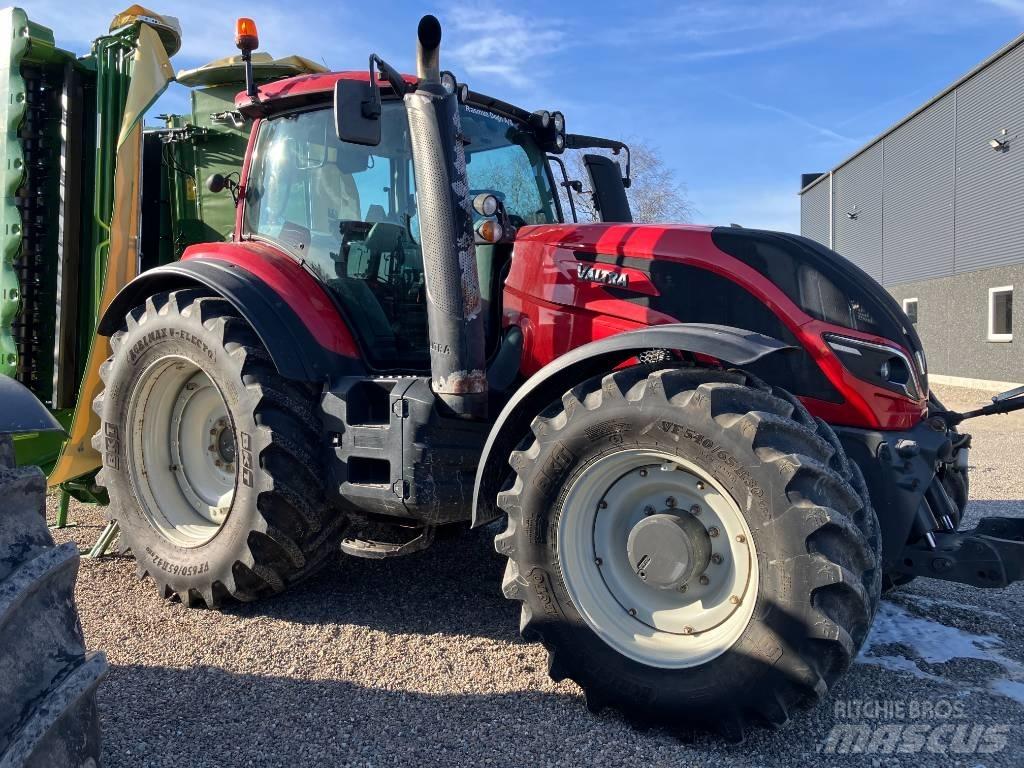 Valtra T234 V Трактора
