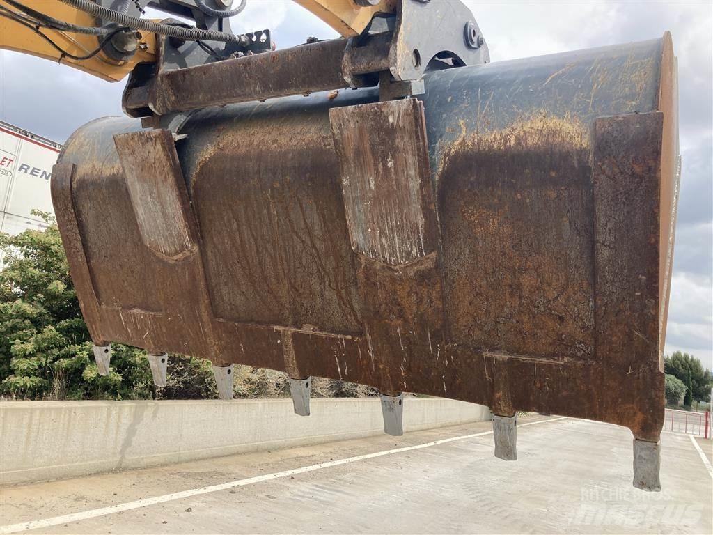 Liebherr L 526 Фронтальные погрузчики