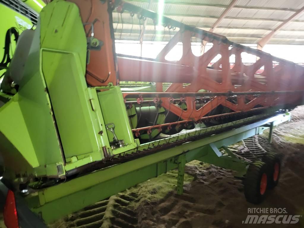 CLAAS S600 Жатки