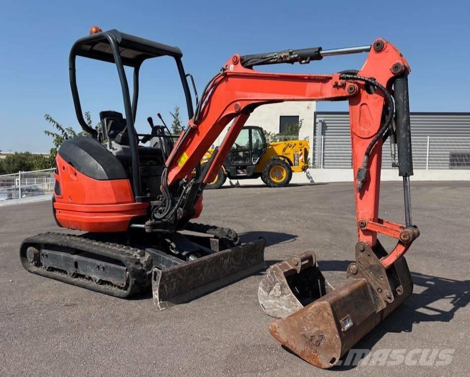 Kubota U 20-3 Мини-экскаваторы