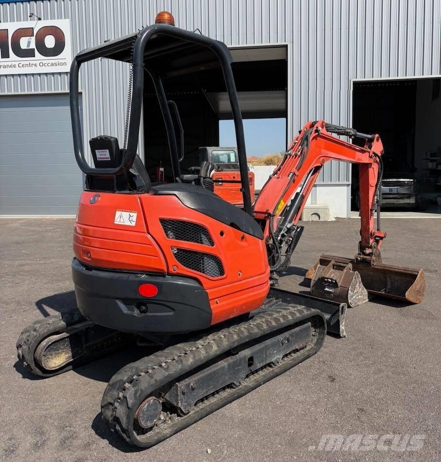 Kubota U 20-3 Мини-экскаваторы
