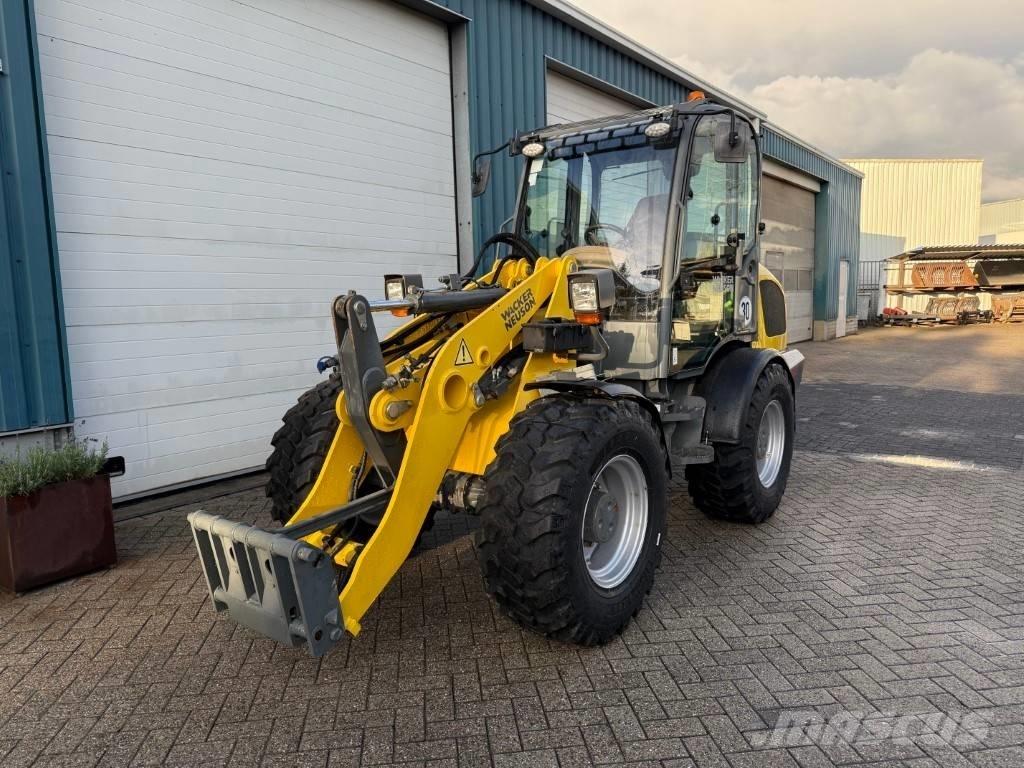 Wacker WL52 Фронтальные погрузчики