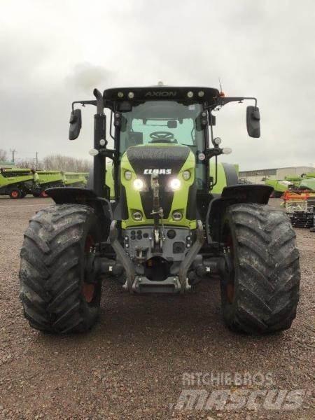 CLAAS AXION 810 Трактора