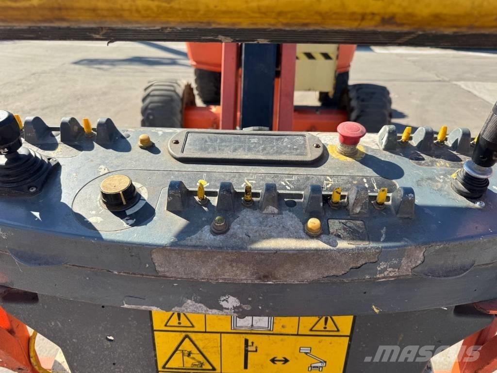JLG 450 AJ Коленчатые подъемники