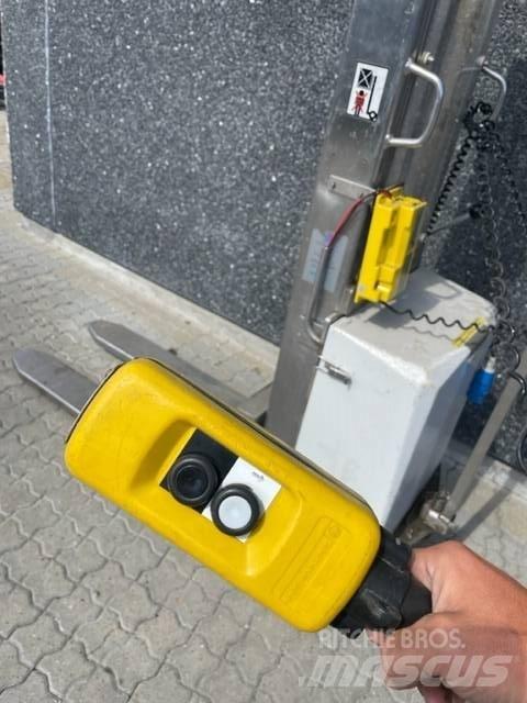 NH SB1000 Ручные штабелёры с электроподъёмом