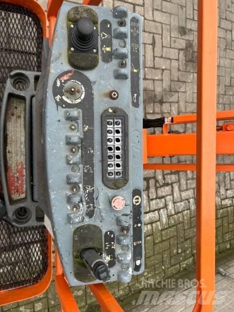 JLG 450 AJ Коленчатые подъемники