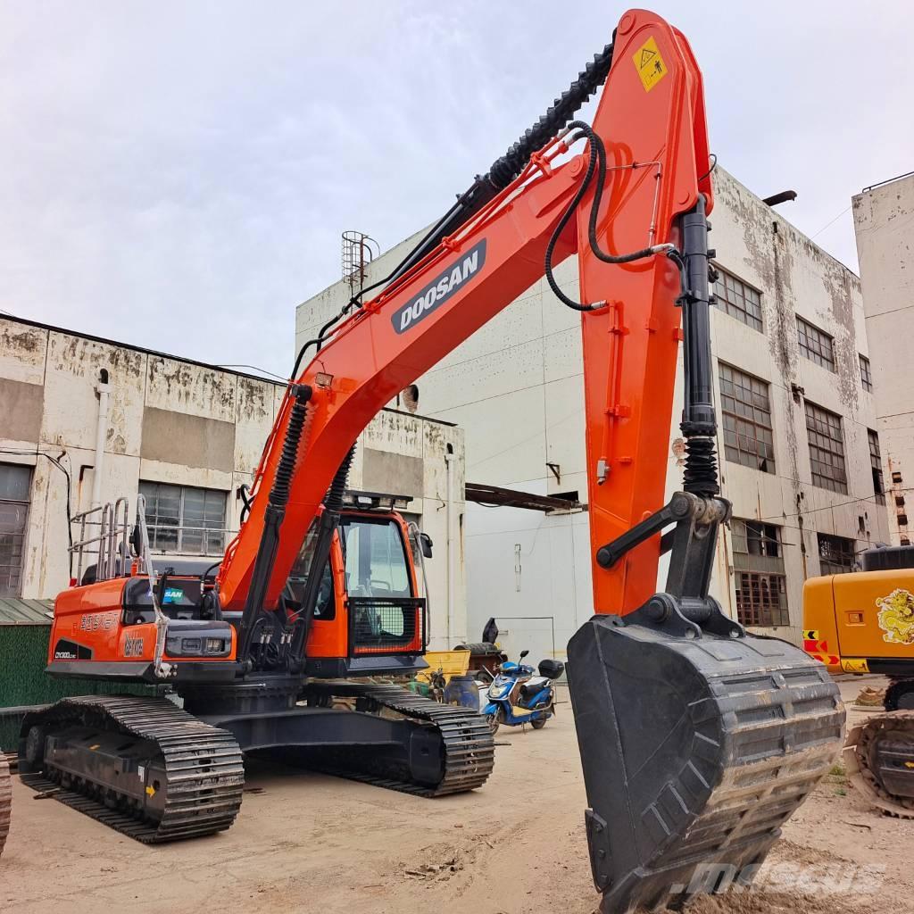 Doosan DX 300 LC-9C Гусеничные экскаваторы