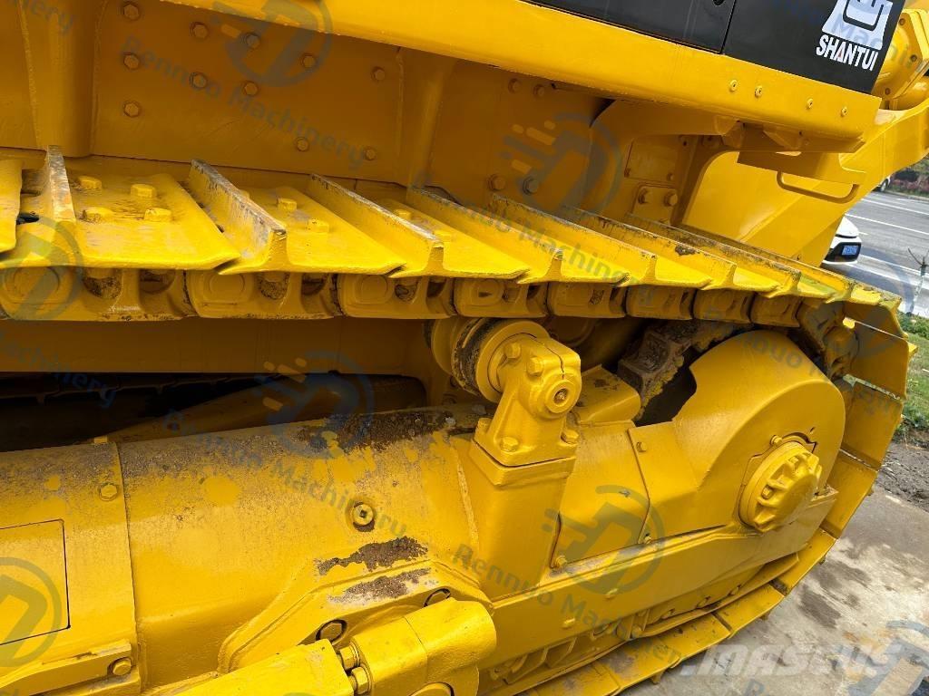 Shantui SD 32 Гусеничные бульдозеры