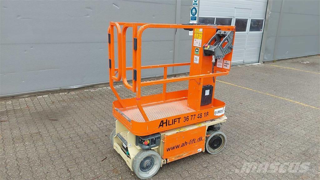 JLG 1230ES Разные подъемники и вышки