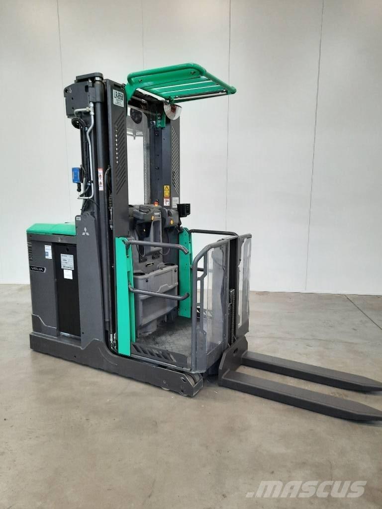 Mitsubishi OPBM10P Высотные комплектовщики