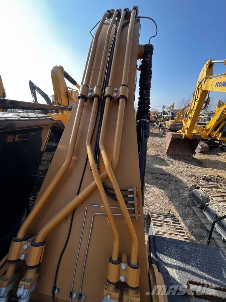 CAT 330 D2 Гусеничные экскаваторы