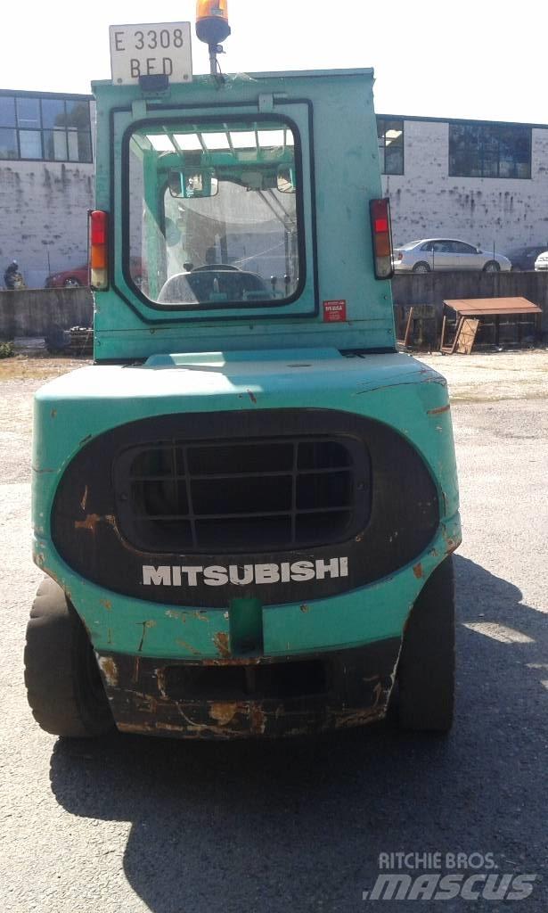Mitsubishi FD45K2 Дизельные погрузчики