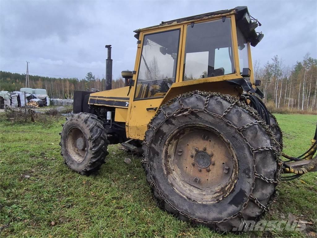 Valtra 715M Трактора
