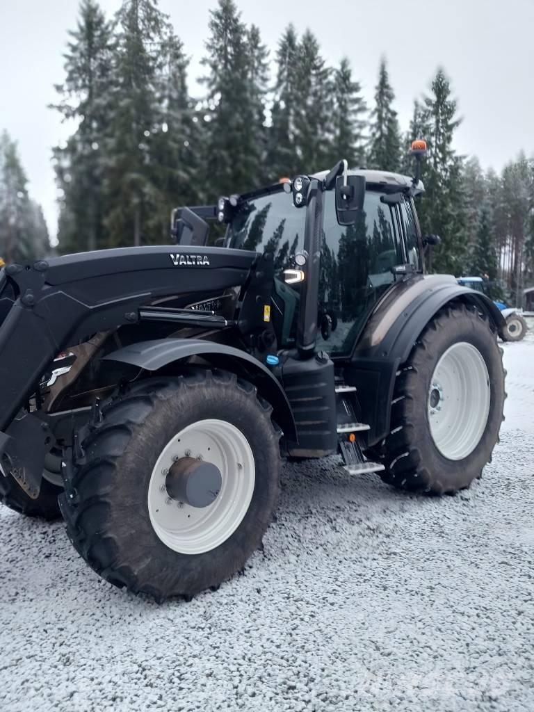 Valtra T 235 Трактора
