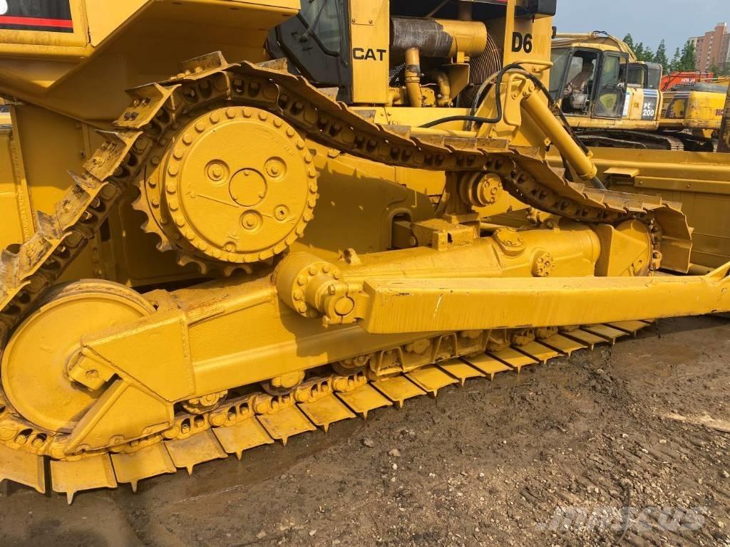CAT D6R Гусеничные бульдозеры