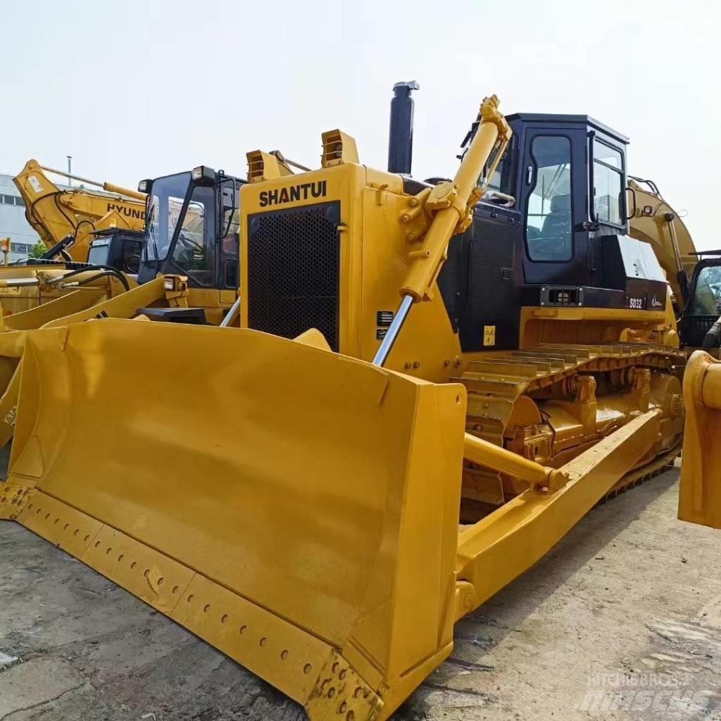 Shantui SD 32 Гусеничные бульдозеры