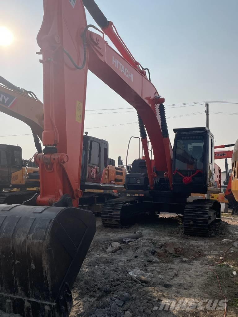 Hitachi ZX 210 Гусеничные экскаваторы