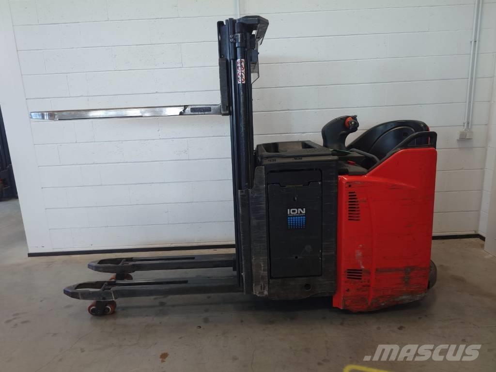 Linde D 12 Самоходные электроштабелёры