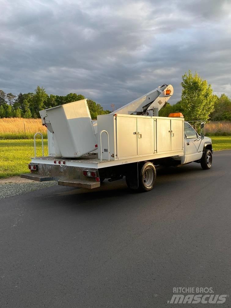 Chevrolet K3500 Бортовые фургоны