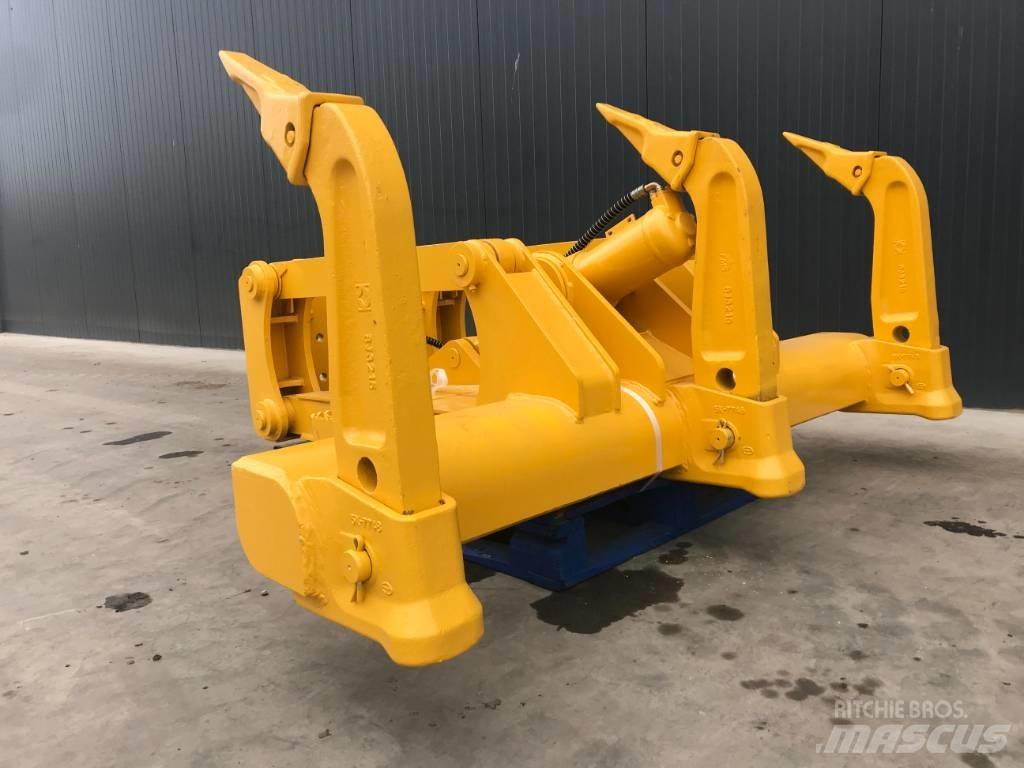 Komatsu D71 Навесные рыхлители