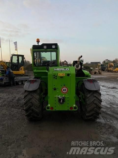Merlo TF42.7CS Сельскохозяйственные телескопические погрузчики