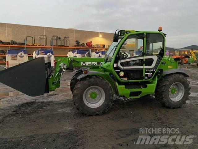 Merlo TF42.7CS Сельскохозяйственные телескопические погрузчики