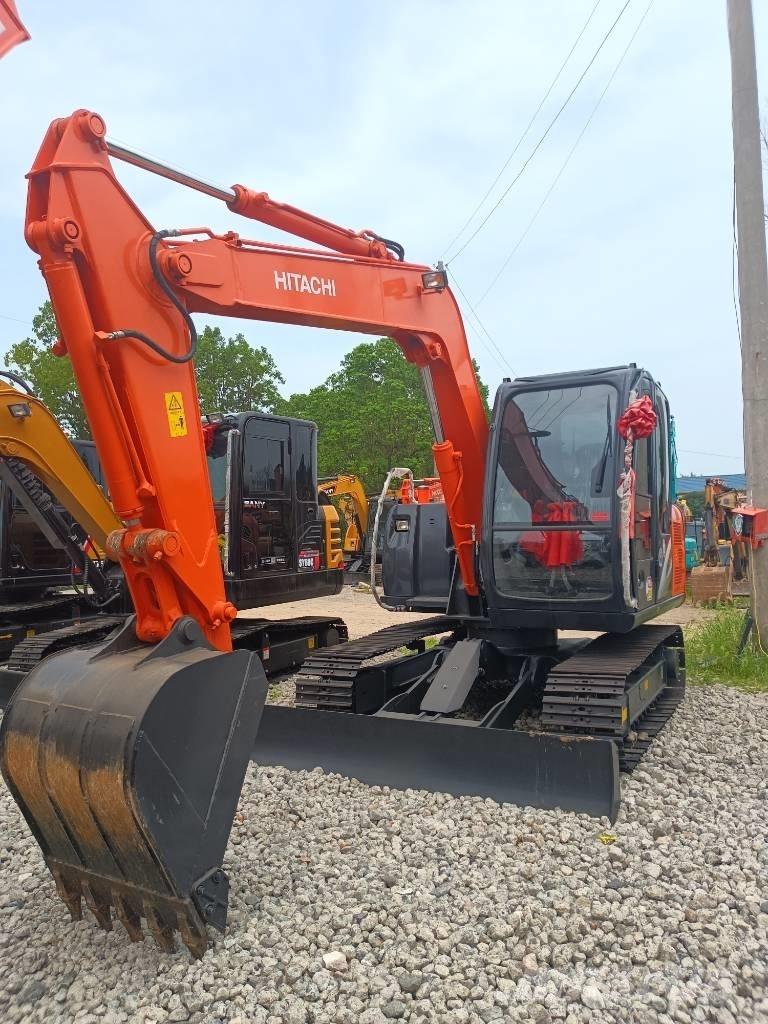 Hitachi ZX 70 Гусеничные экскаваторы