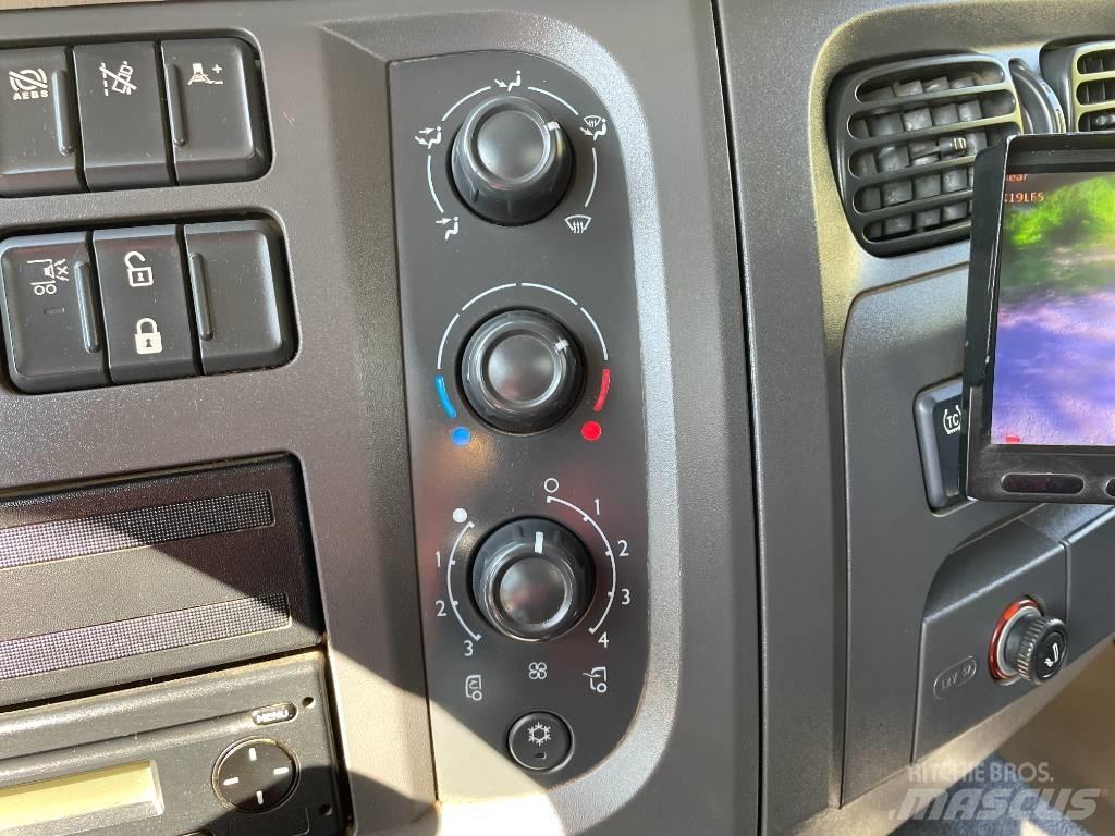 DAF LF 230 Вакуумные уборочные машины