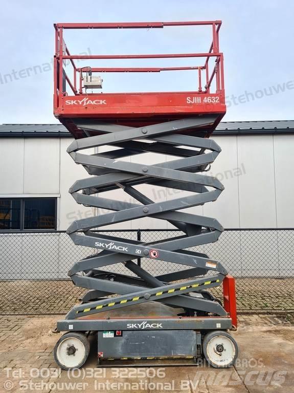 SkyJack SJ4632 Ножничные подъемники