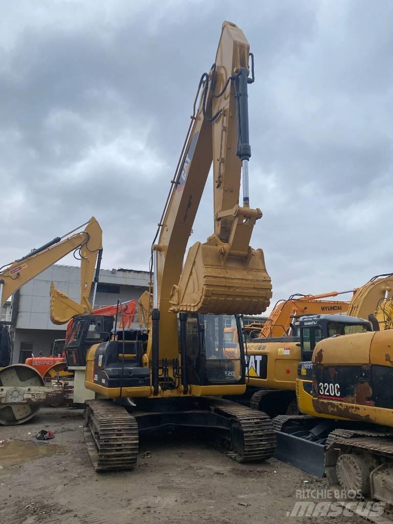 CAT 326 D2L Гусеничные экскаваторы