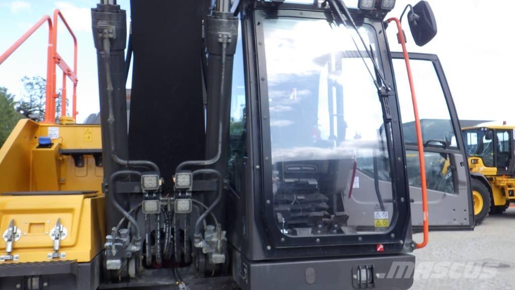Volvo EC220EL Гусеничные экскаваторы