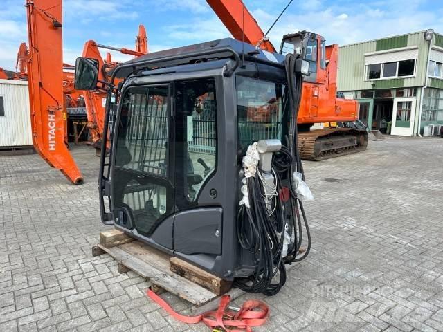 Hitachi ZX-LC-5B Кабины и интерьер