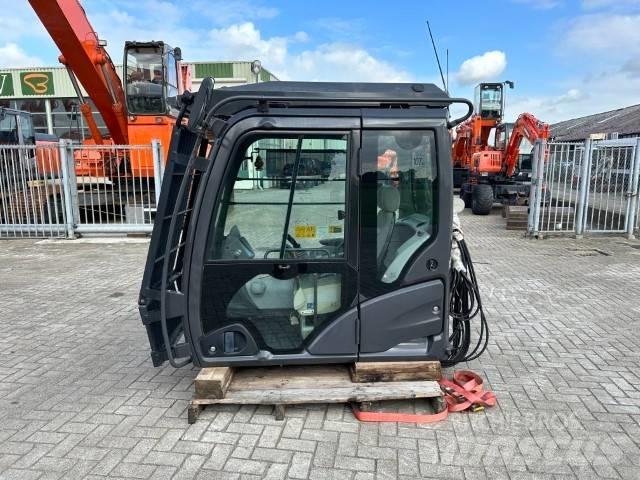 Hitachi ZX-LC-5B Кабины и интерьер