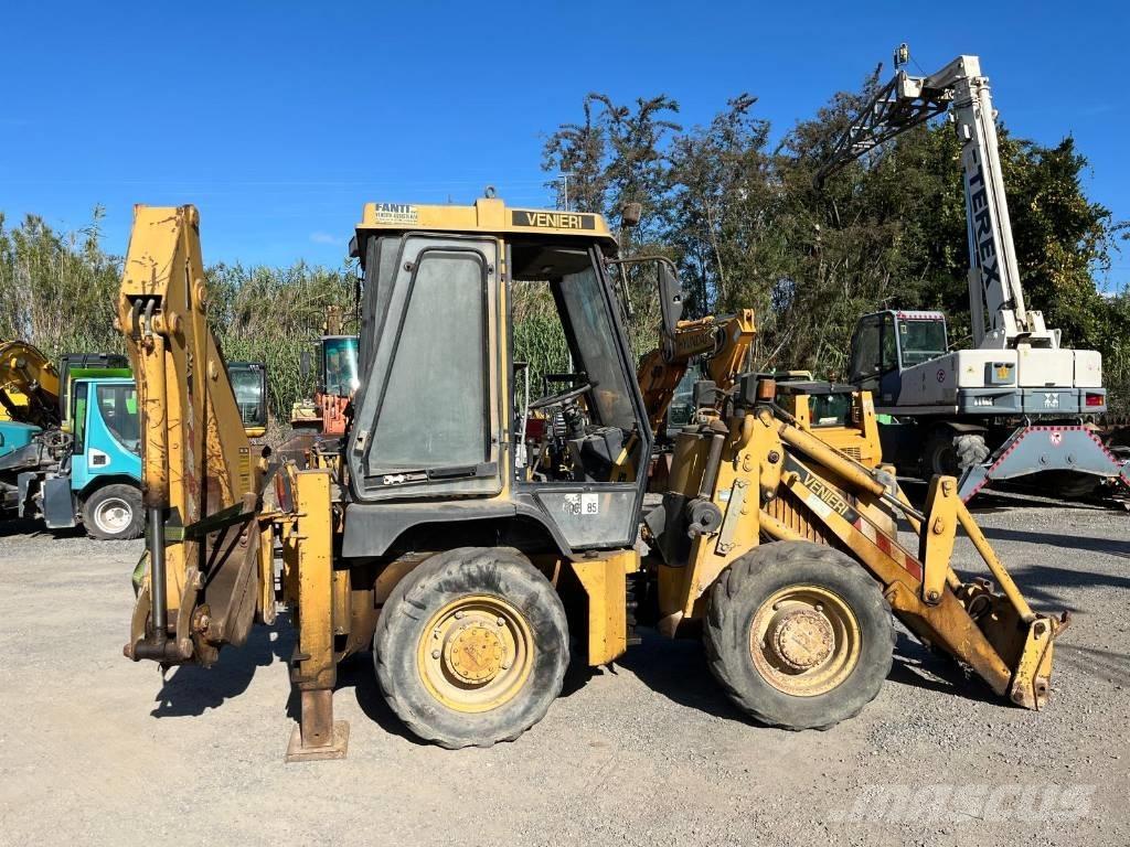 Venieri 2.23 Экскаваторы-погрузчики